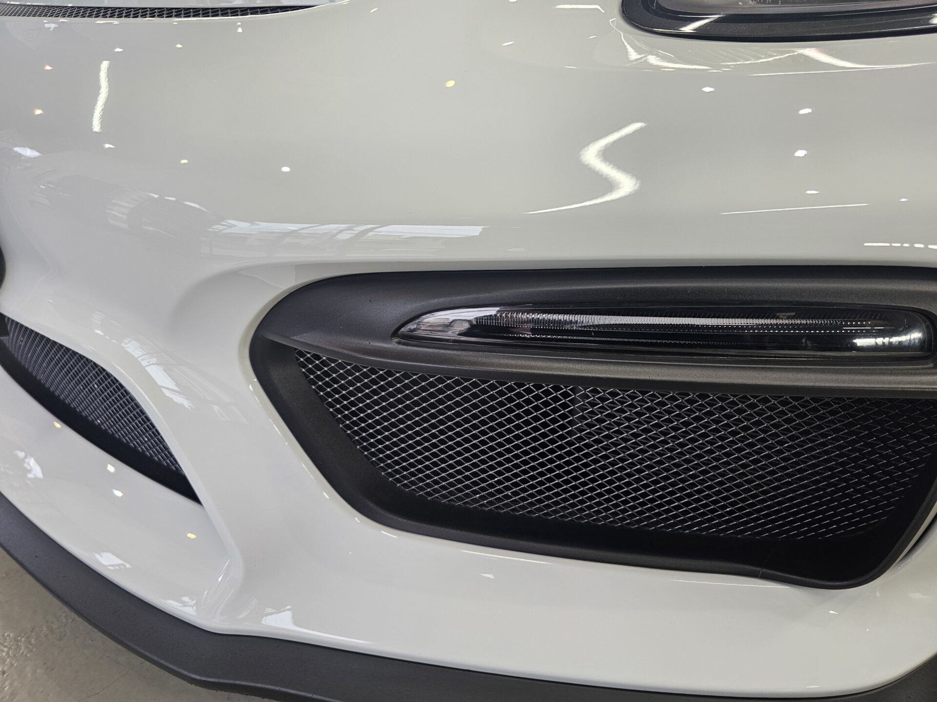 ポルシェ981ケイマンGT4 PPF剥がしてコーティング