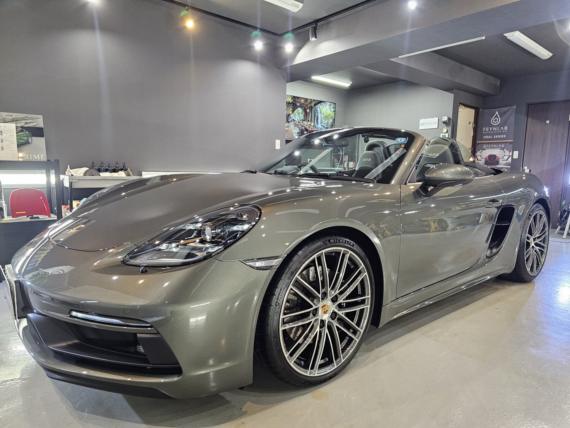 新車ポルシェ718ボクスターGTS4.0 アベンチュリングリーン GTECHNIQセラミックコーティングフル施工 茨城県つくば市