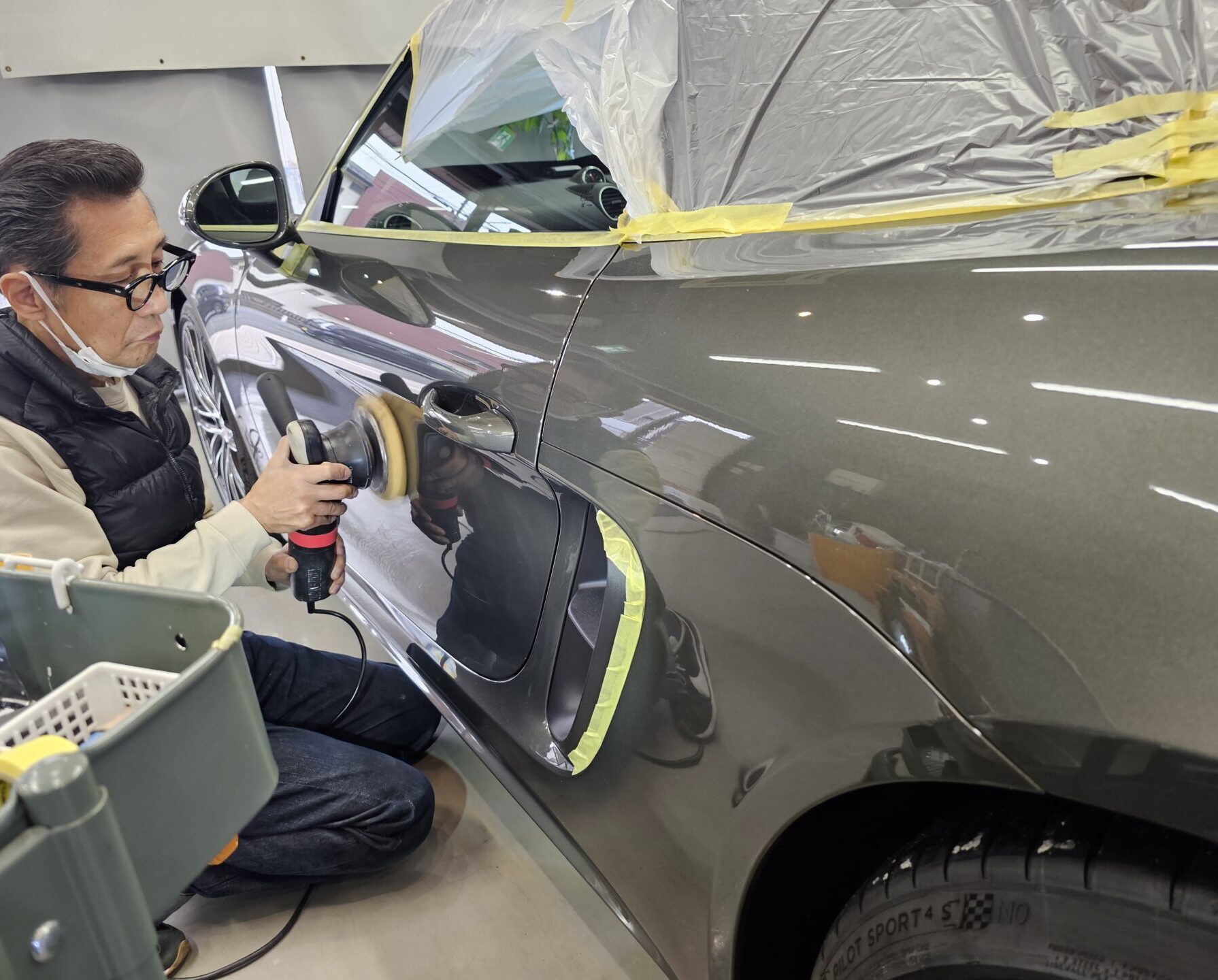 ポルシェ718ボクスターGTS4.0 アベンチュリングリーン 磨き 研磨